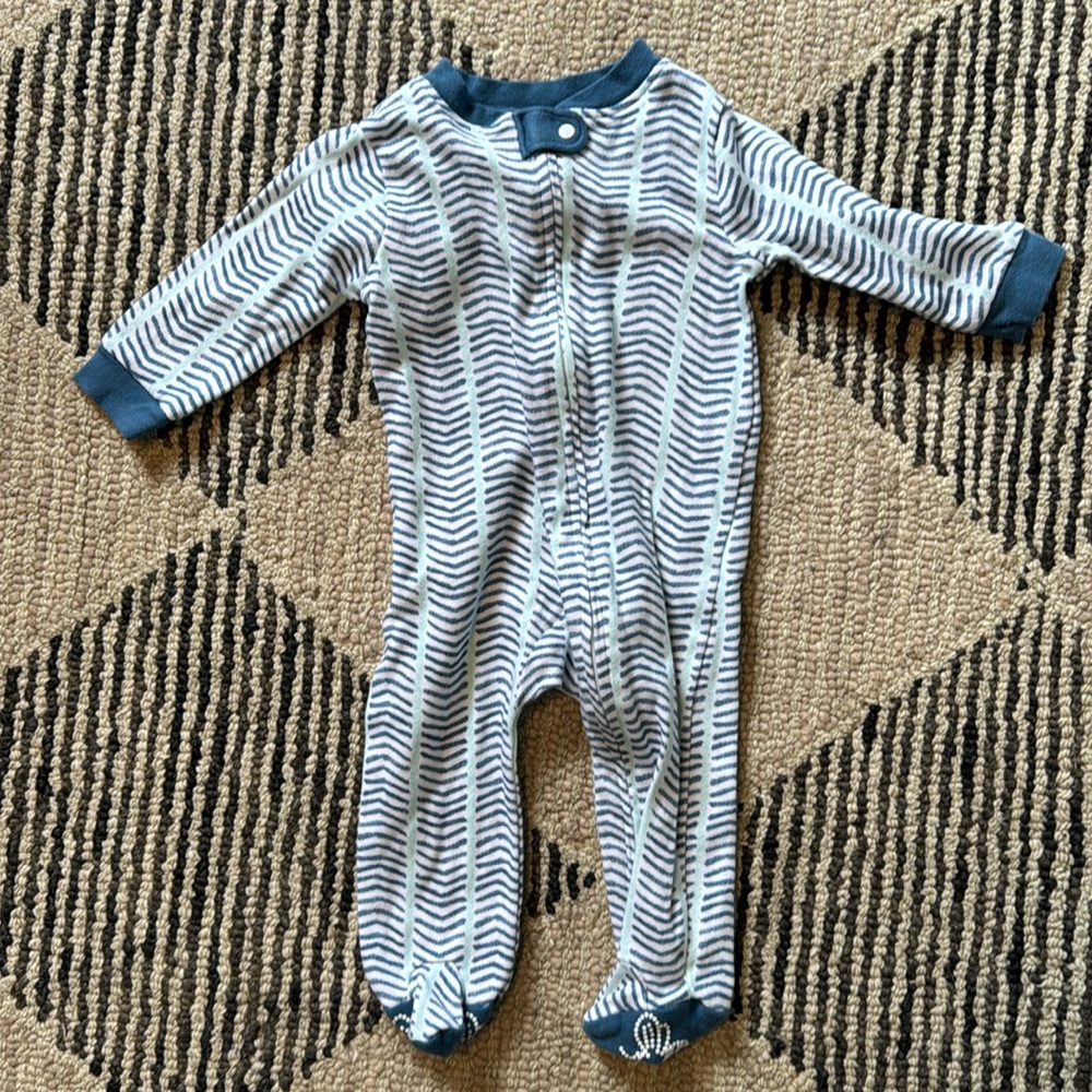 Burt’s Bees Zipper Sleeper